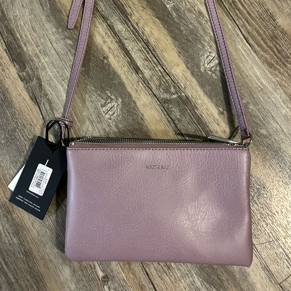 Minimal Leather Crossbody Bag in Lavender